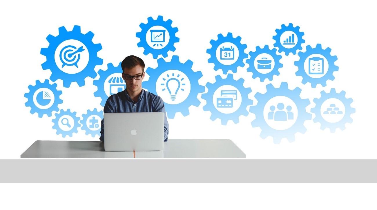 Elige la tecnología ideal para crear una plataforma intuitiva y escalable